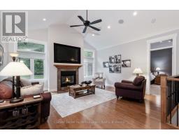 Living room - 46 Trillium Crescent, St  Marys, ON N4X0A2 Photo 13