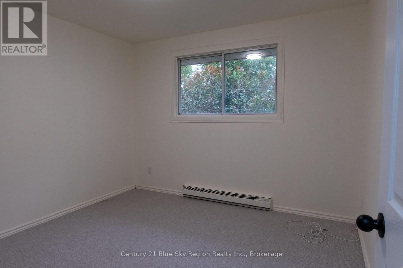 102 LEE AVENUE - 14
