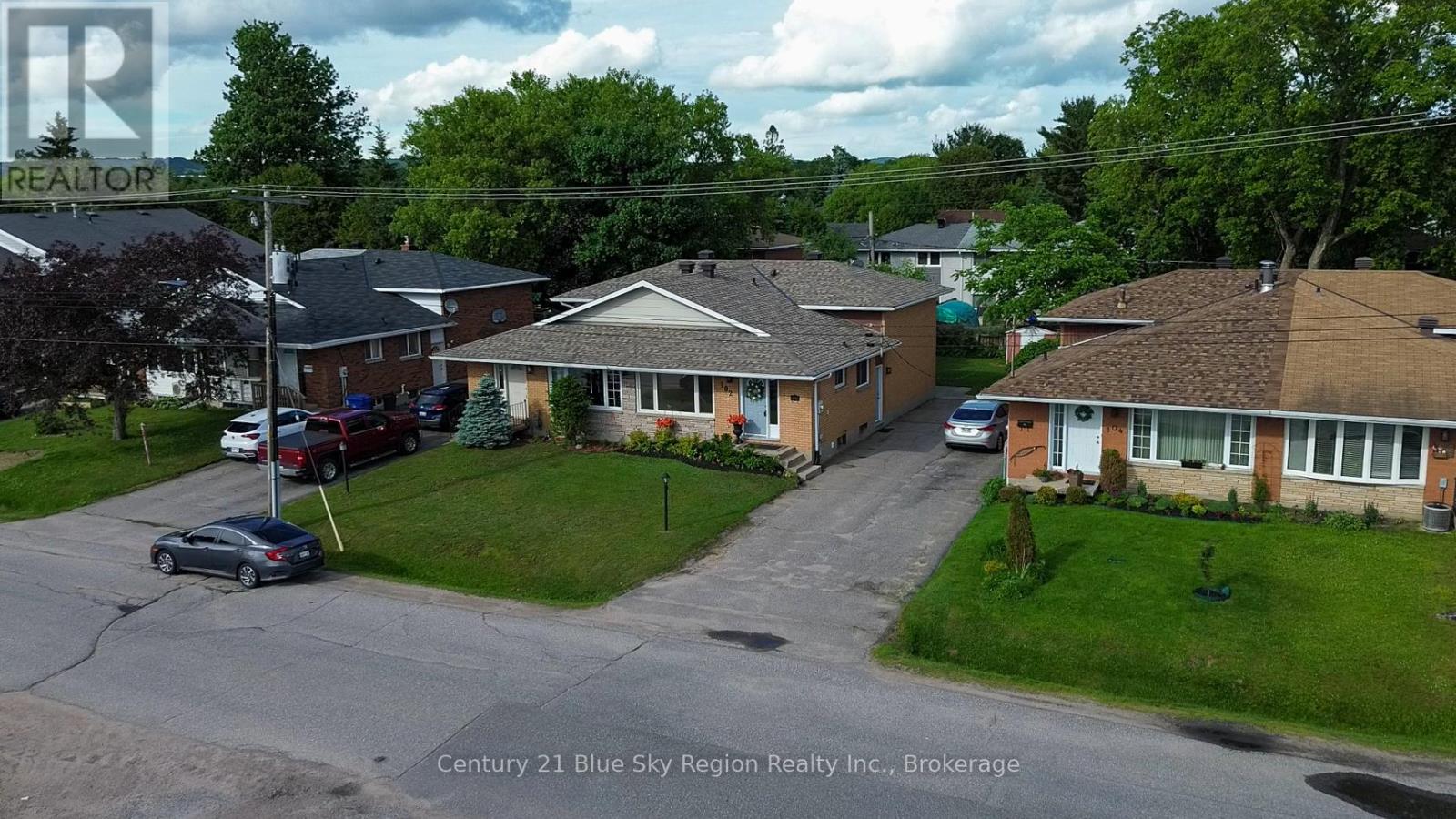 102 LEE AVENUE - 3