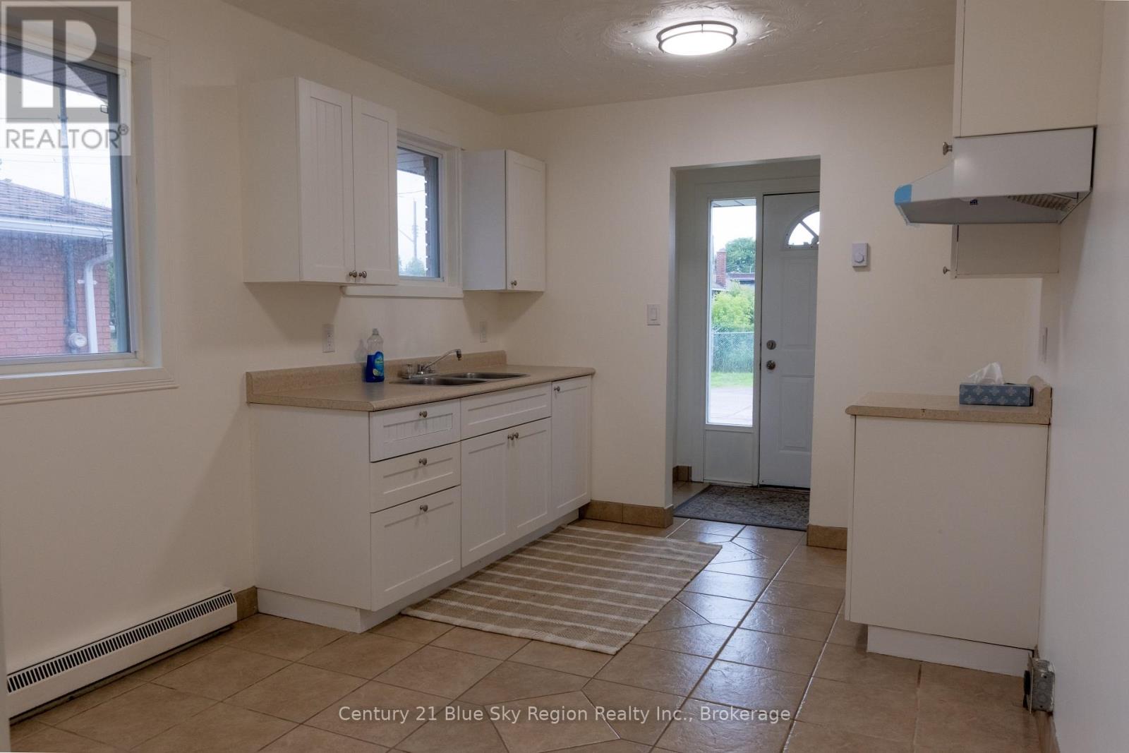 102 LEE AVENUE - 9