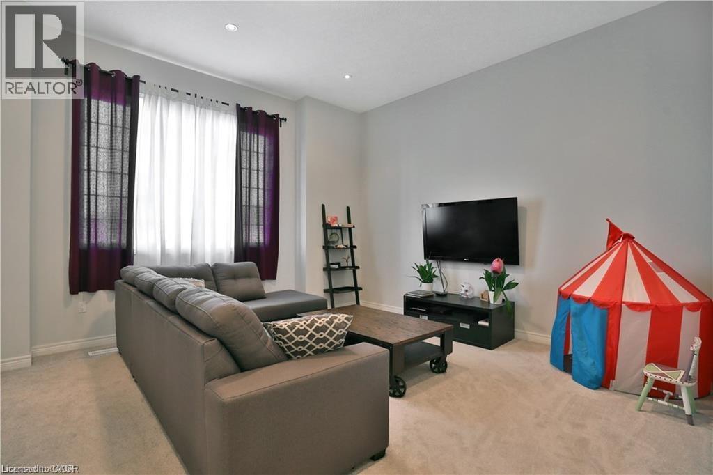 20 HIDDEN RIDGE Crescent - 13