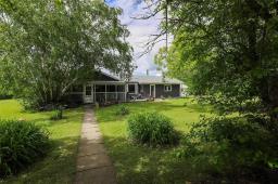Recreation room - 54101 Davis Point Road, St Martin, MB R0C2E0 Photo 6