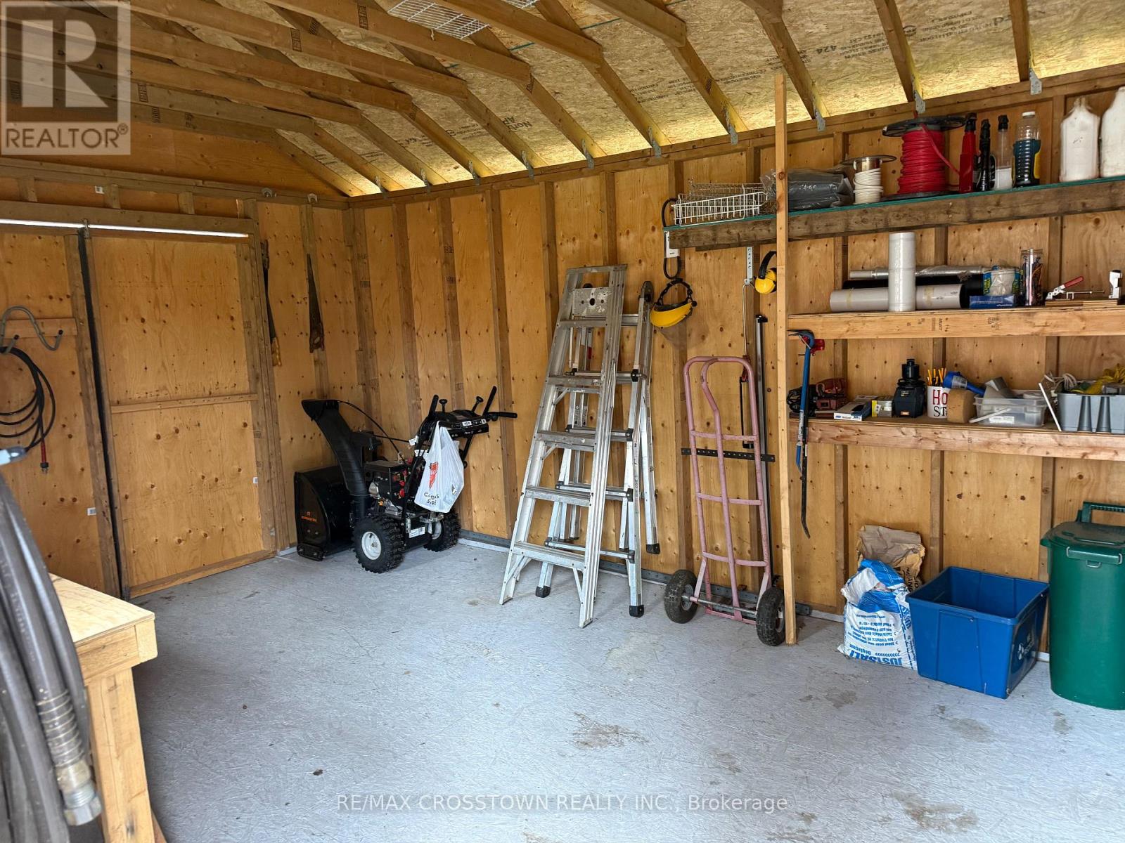 1161 UFFINGTON ROAD - 18