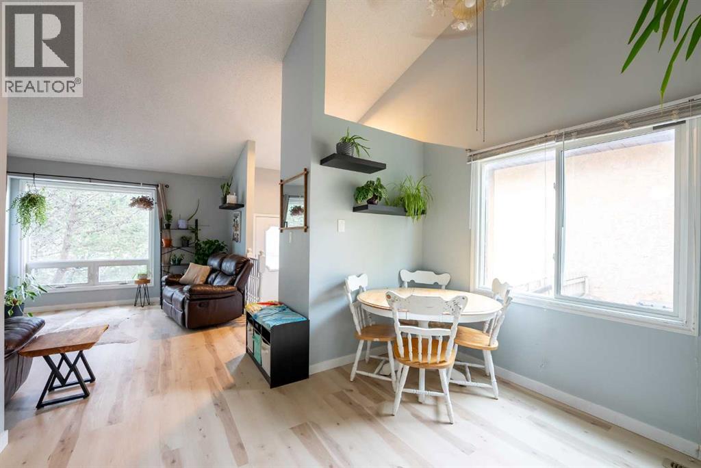 23 Dakota Road W — photo 8