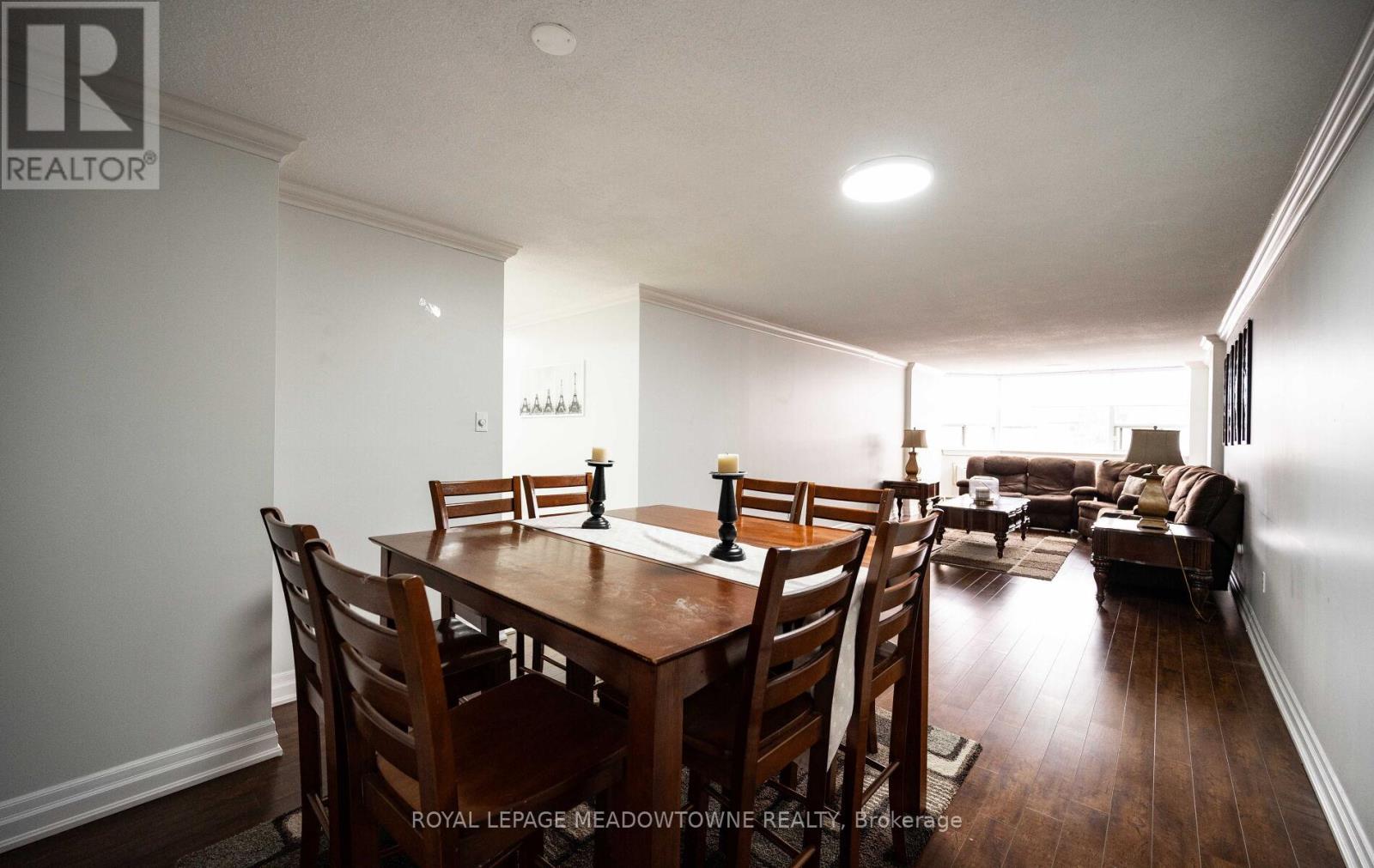 #302 55 YARMOUTH STREET - 13