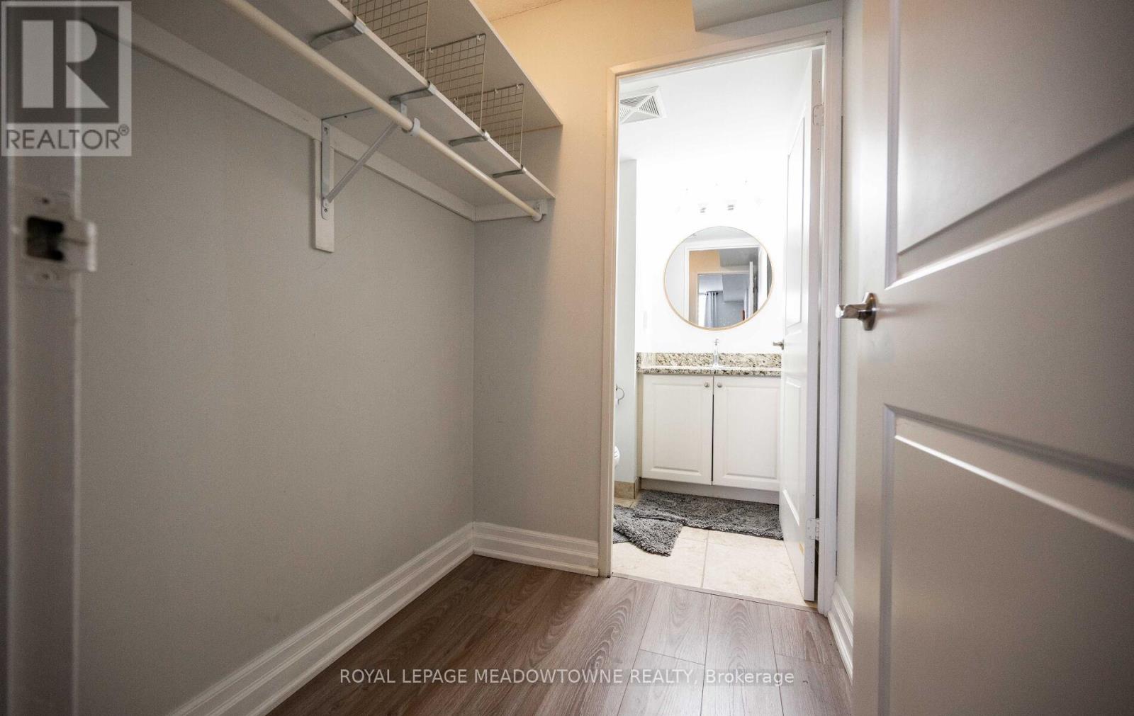 #302 55 YARMOUTH STREET - 21