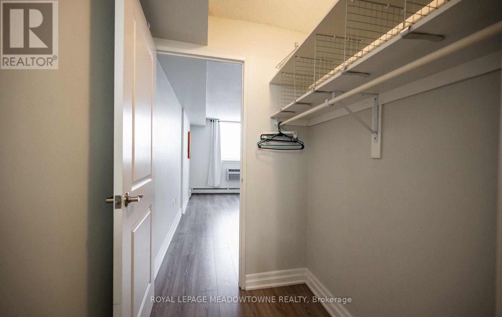 #302 55 YARMOUTH STREET - 22