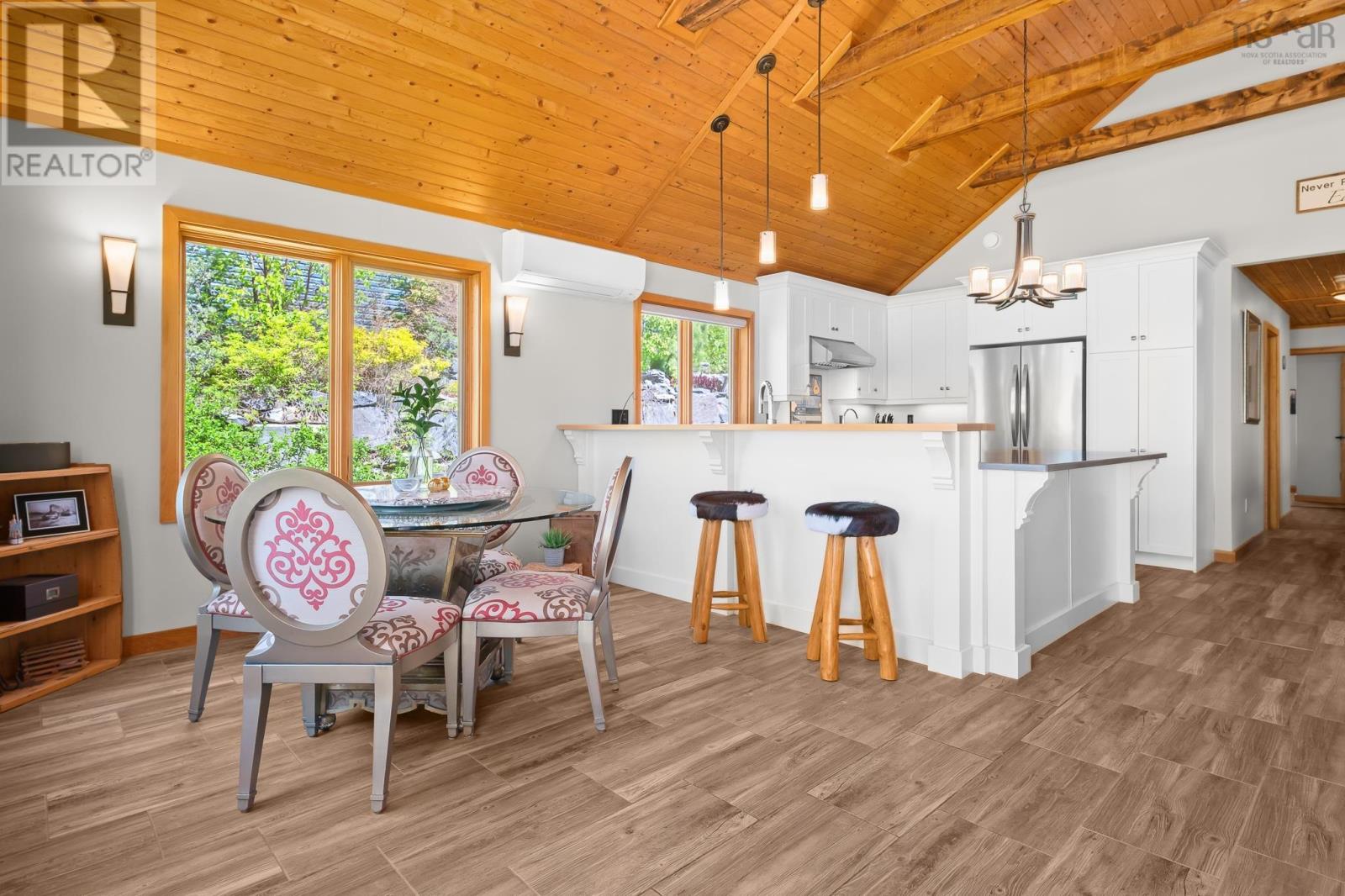 76 Heritage Way - 8