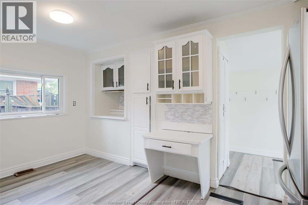1054 GLIDDEN - 19
