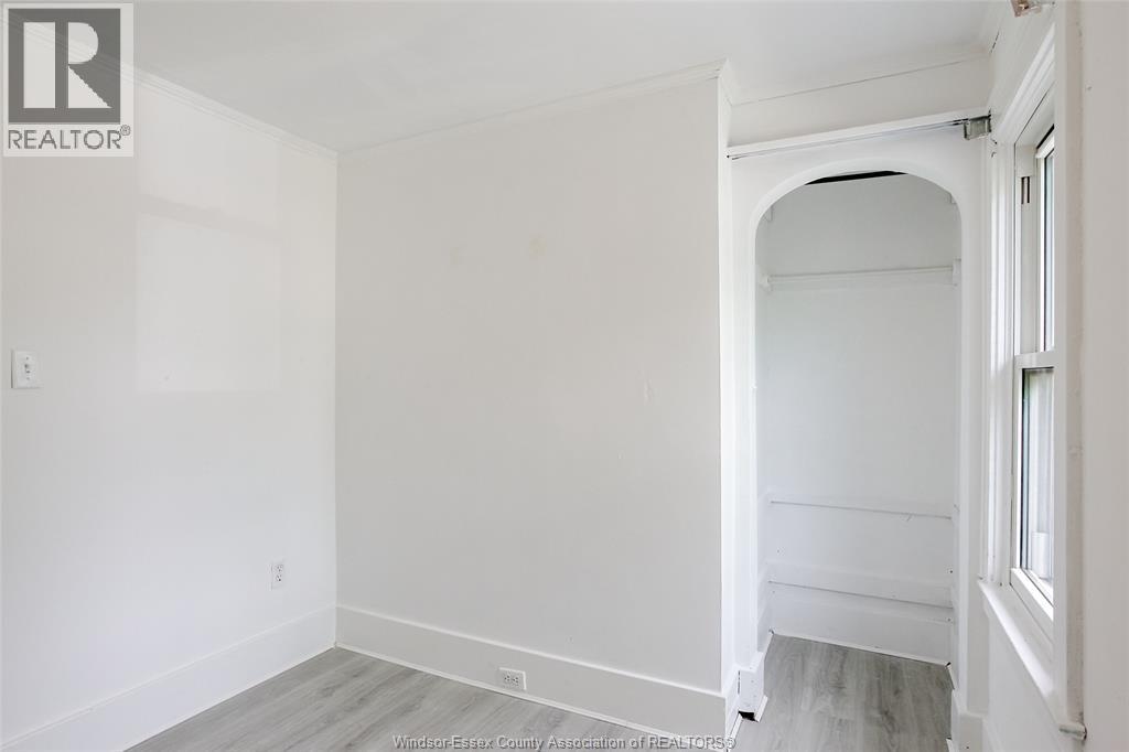 1054 GLIDDEN - 21