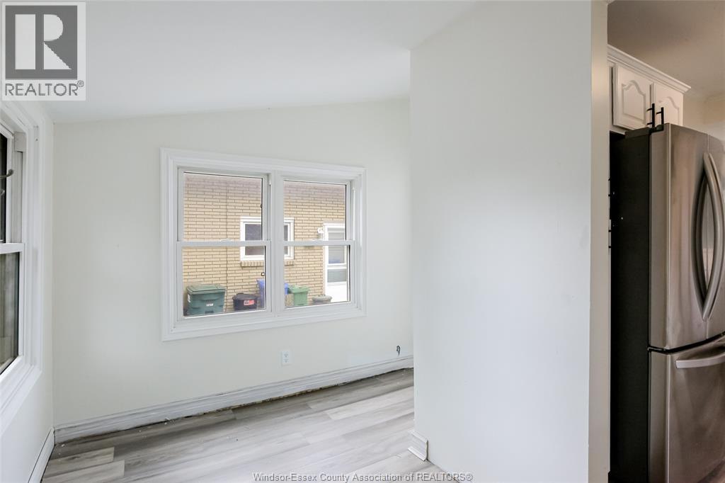 1054 GLIDDEN - 28