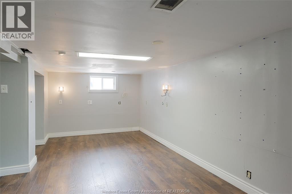 1054 GLIDDEN - 31