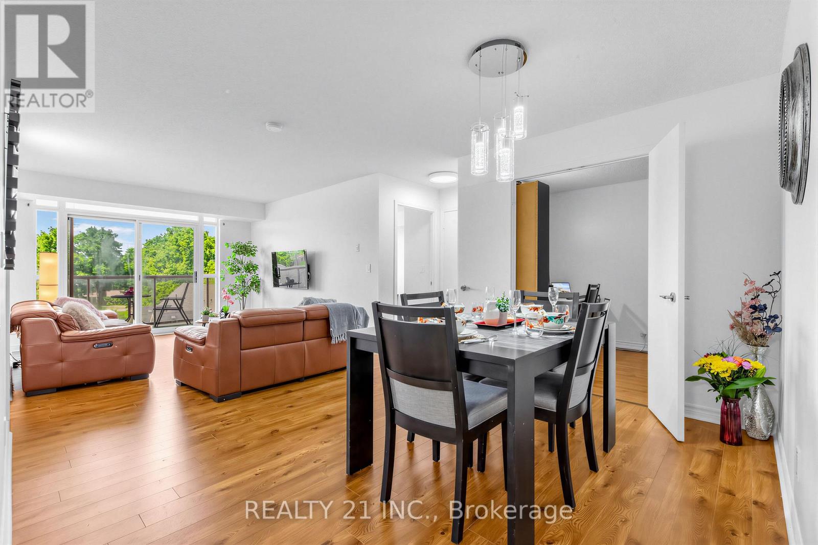 #514 3650 KINGSTON ROAD - 15