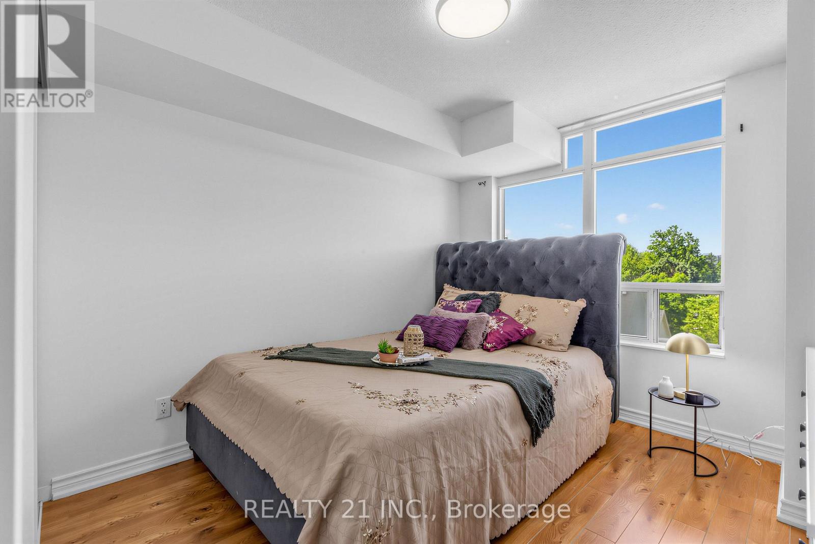 #514 3650 KINGSTON ROAD - 18