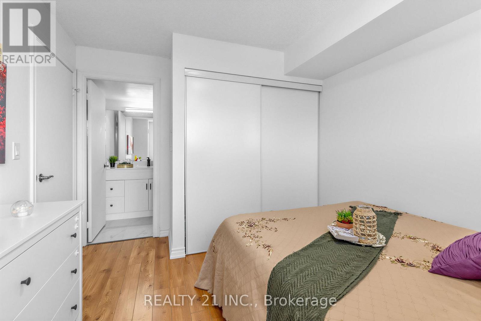 #514 3650 KINGSTON ROAD - 19