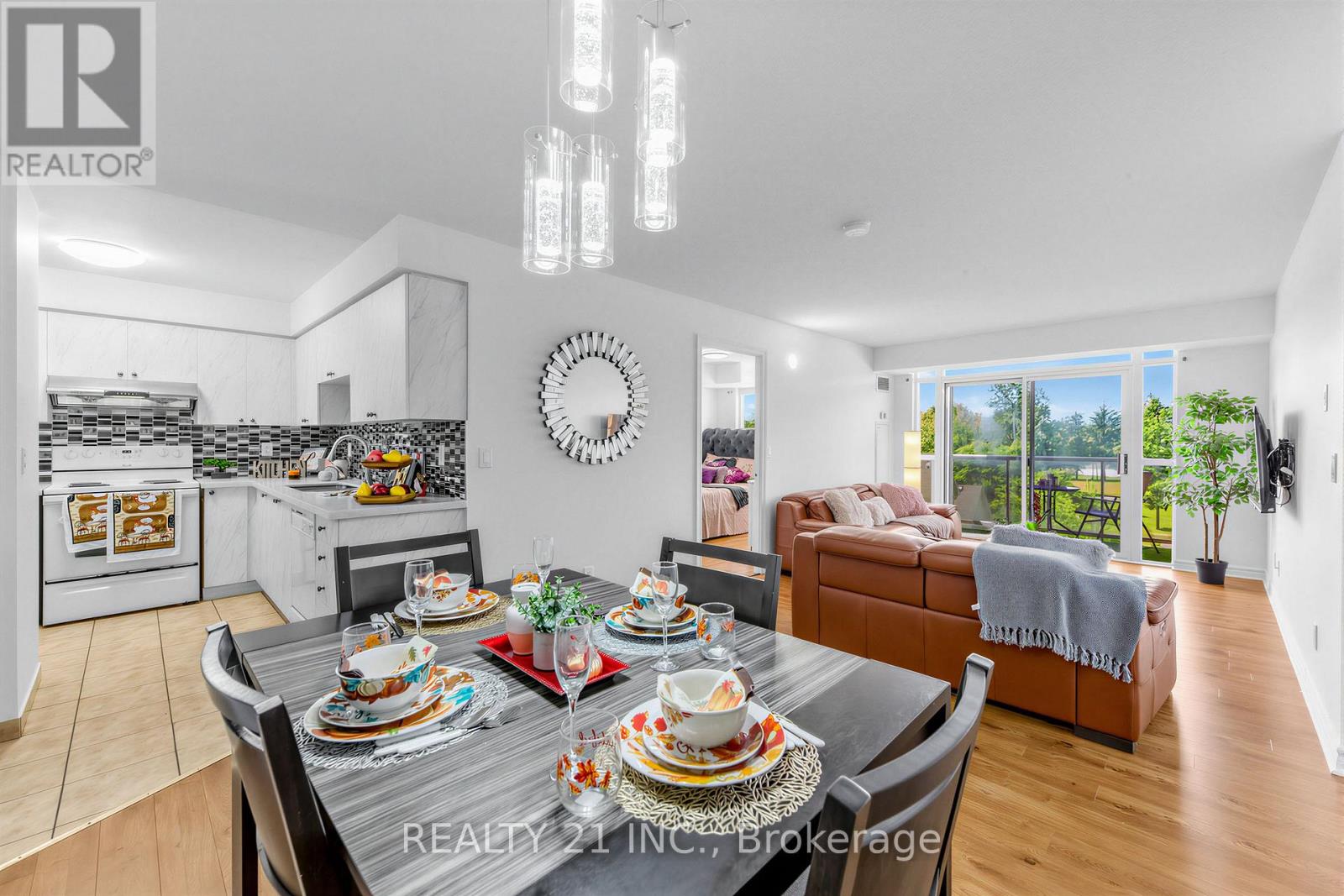 #514 3650 KINGSTON ROAD - 8