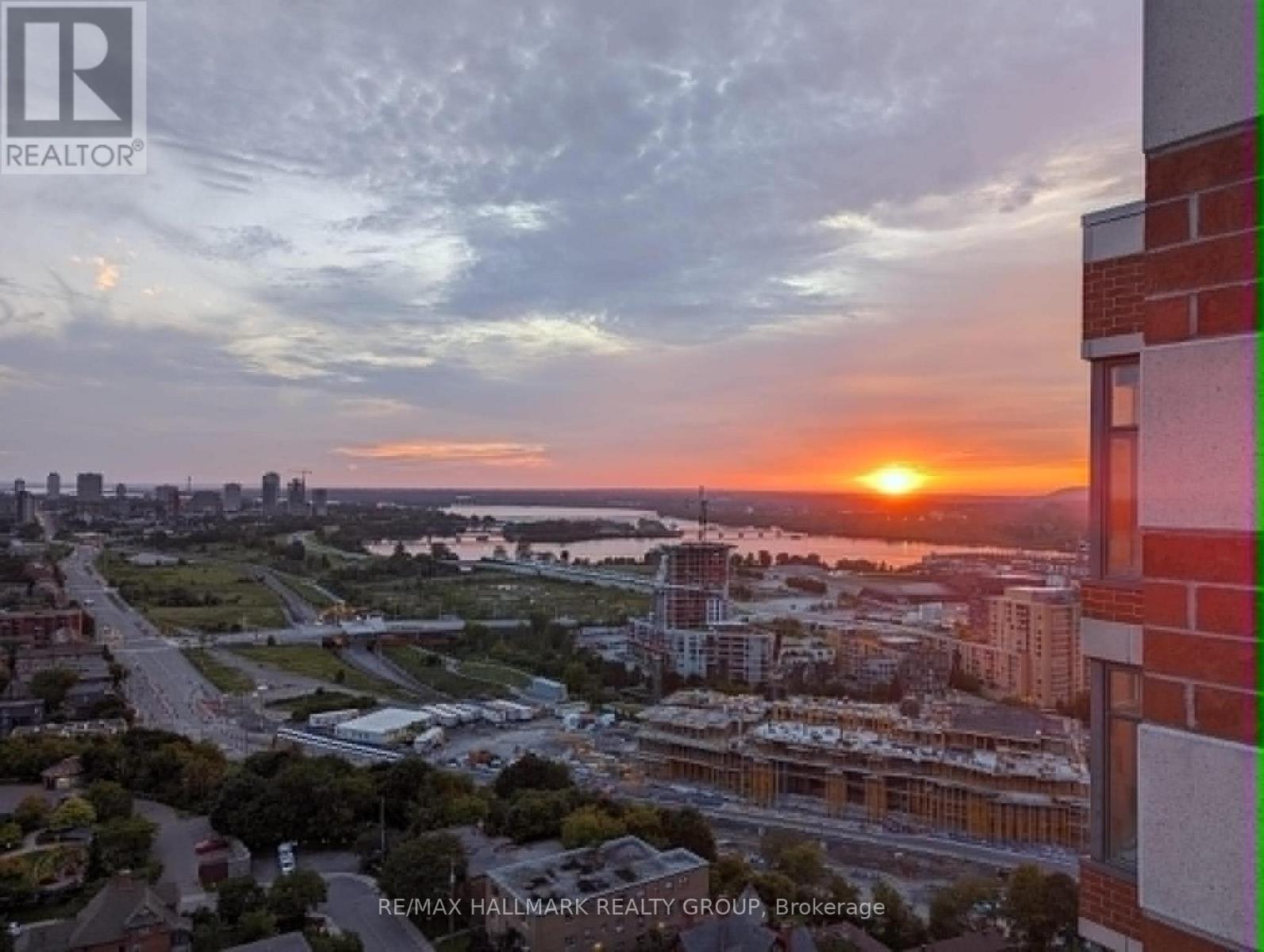 #2301 570 LAURIER AVENUE W - 48