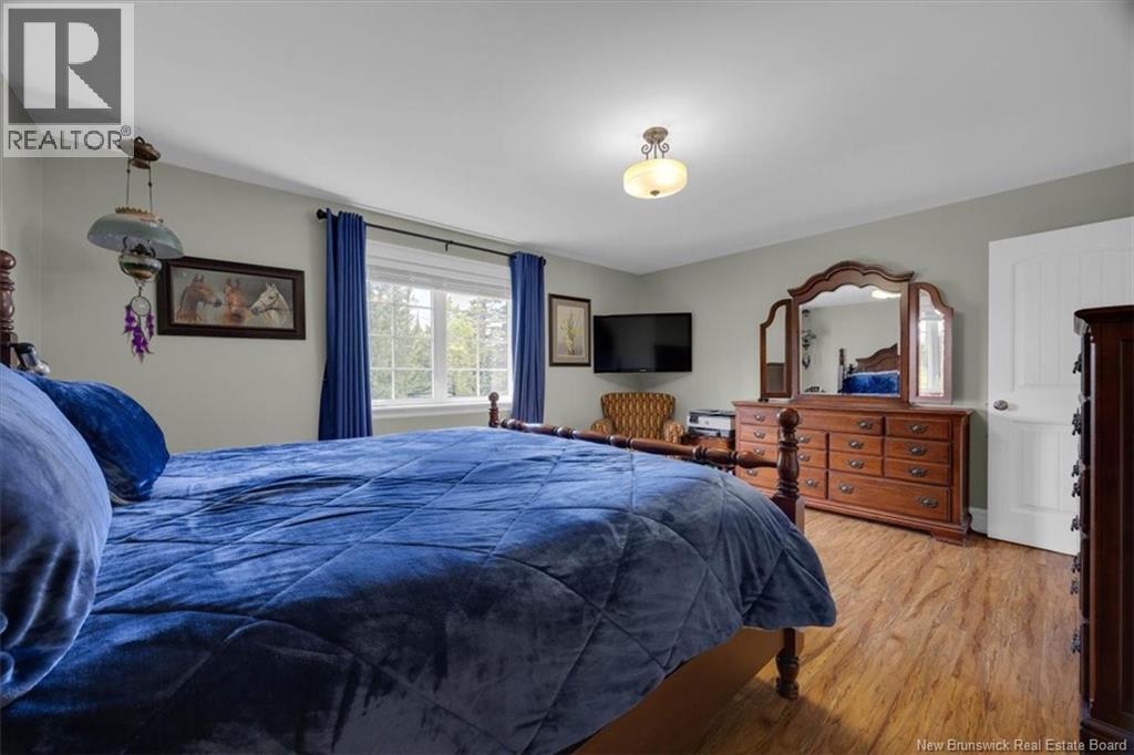 735 Hillcrest Road - 15