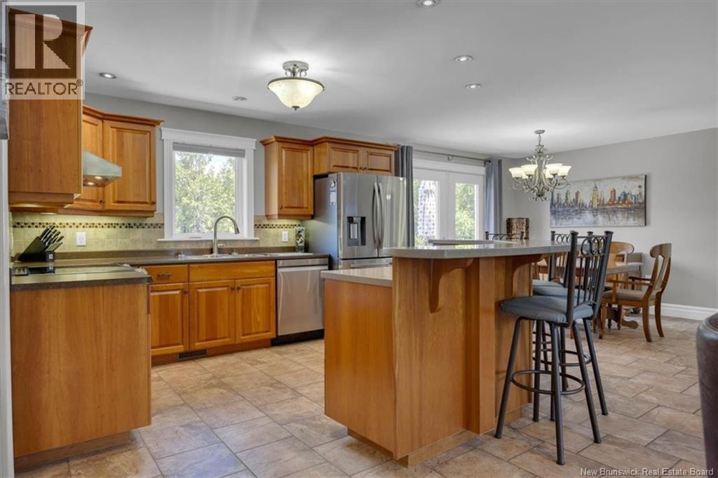 735 Hillcrest Road - 12