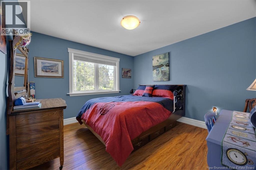 735 Hillcrest Road - 19