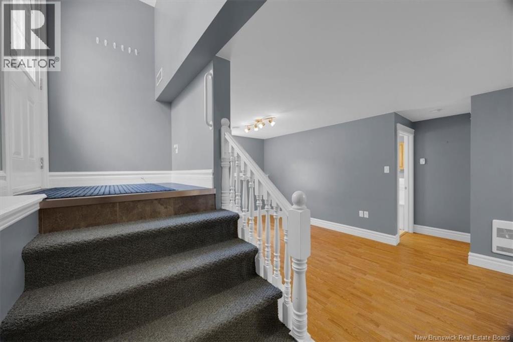 735 Hillcrest Road - 36