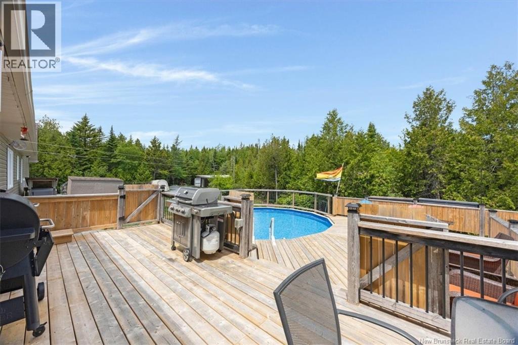 735 Hillcrest Road - 43