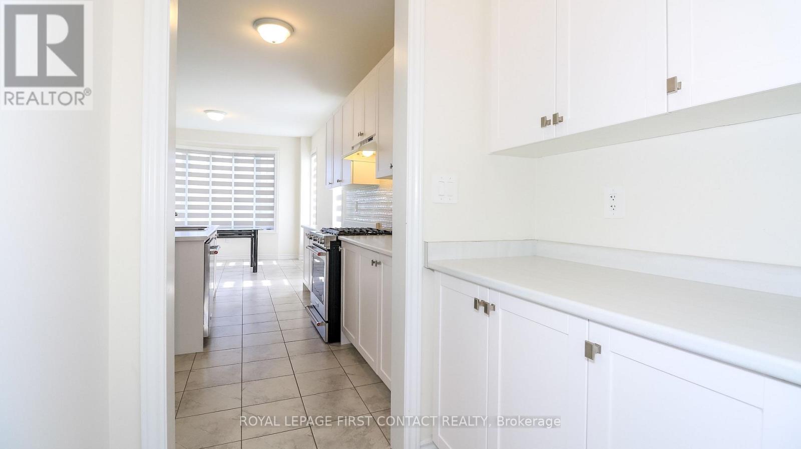 58 SANFORD CIRCLE - 17