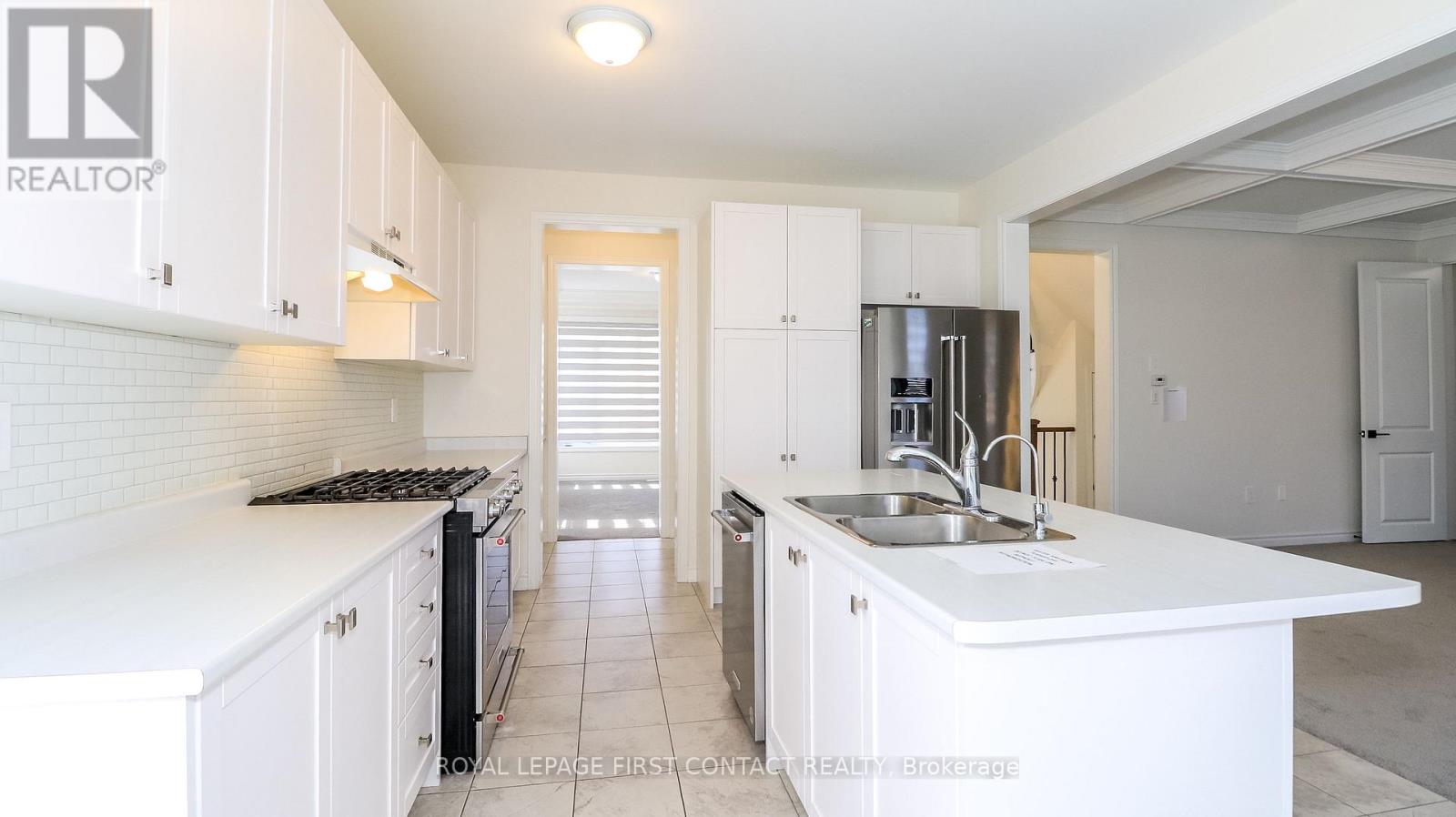 58 SANFORD CIRCLE - 22