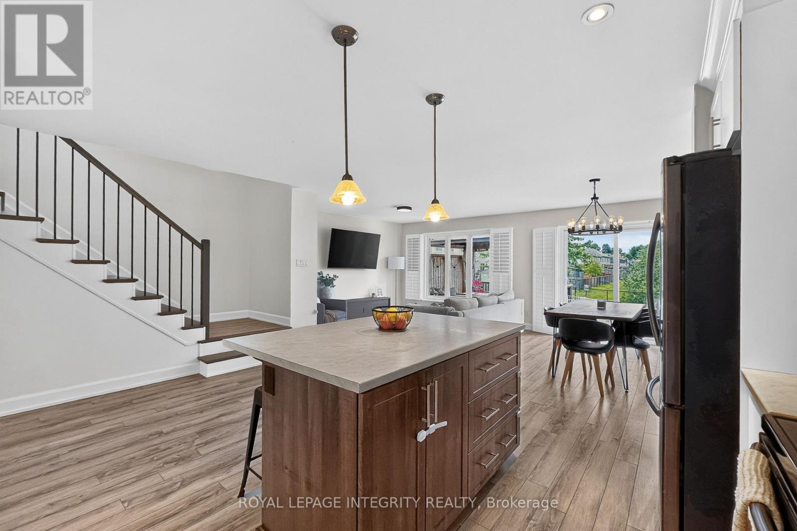 198 BOURDEAU BOULEVARD - 10