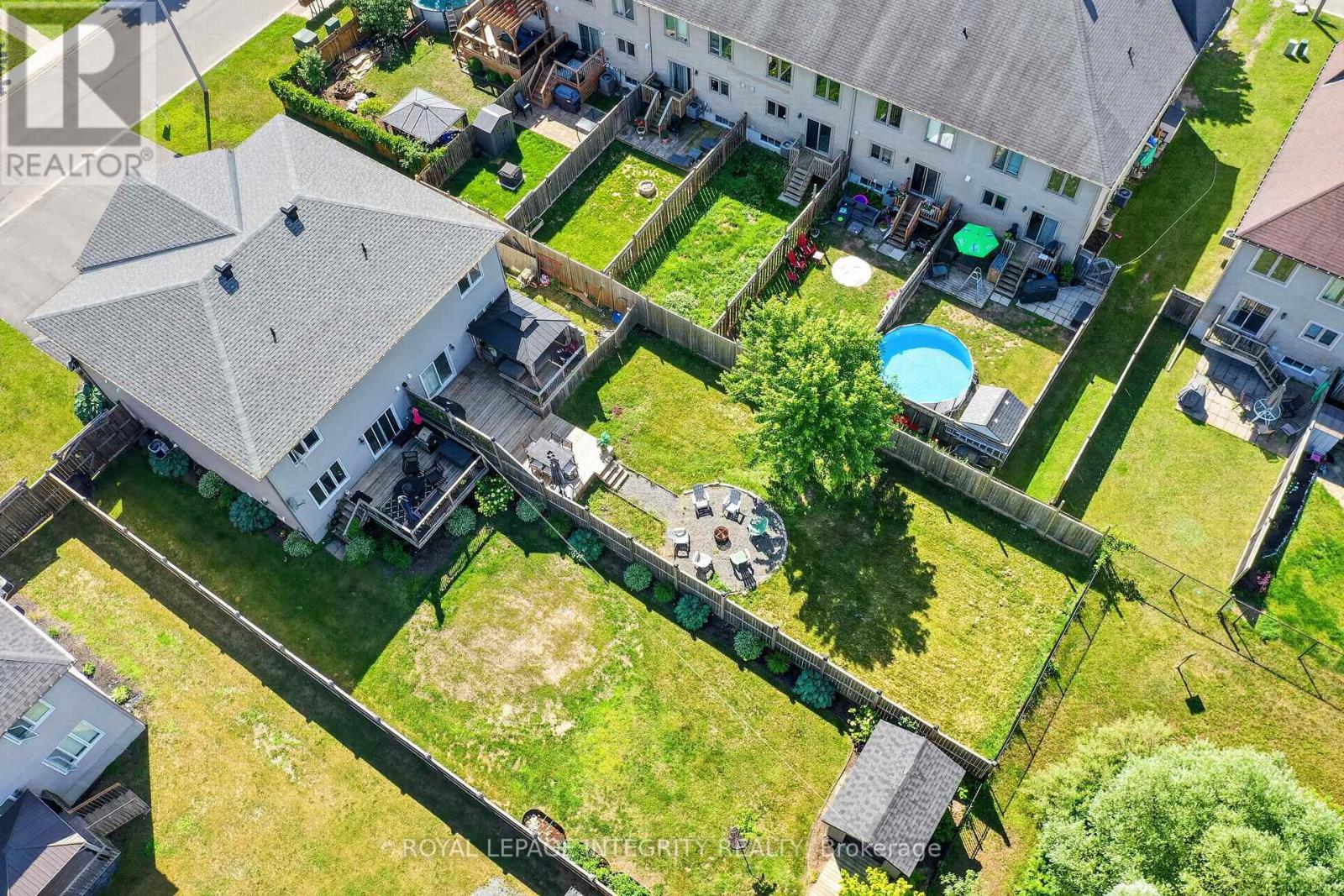 198 BOURDEAU BOULEVARD - 44