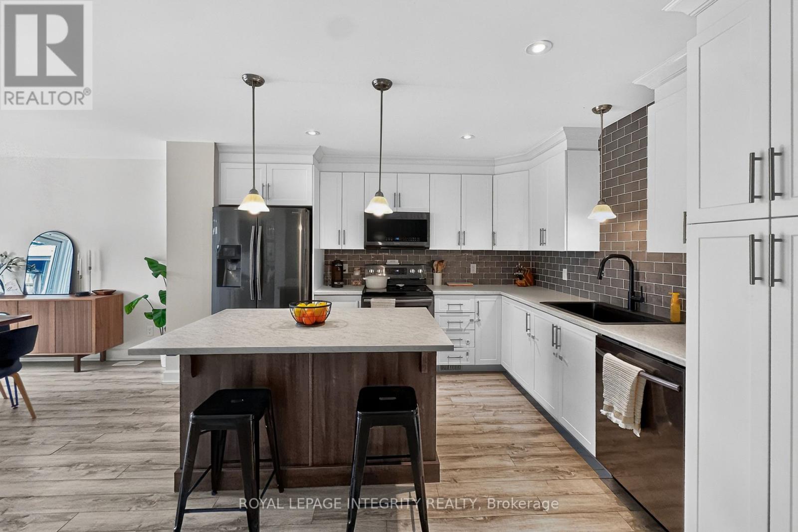 198 BOURDEAU BOULEVARD - 7