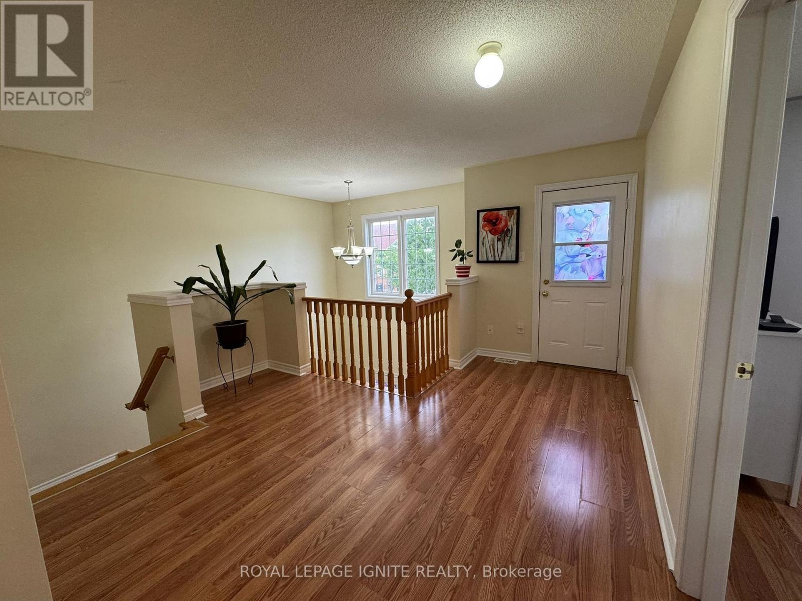 90 SIR JACOBS CRESCENT - 17
