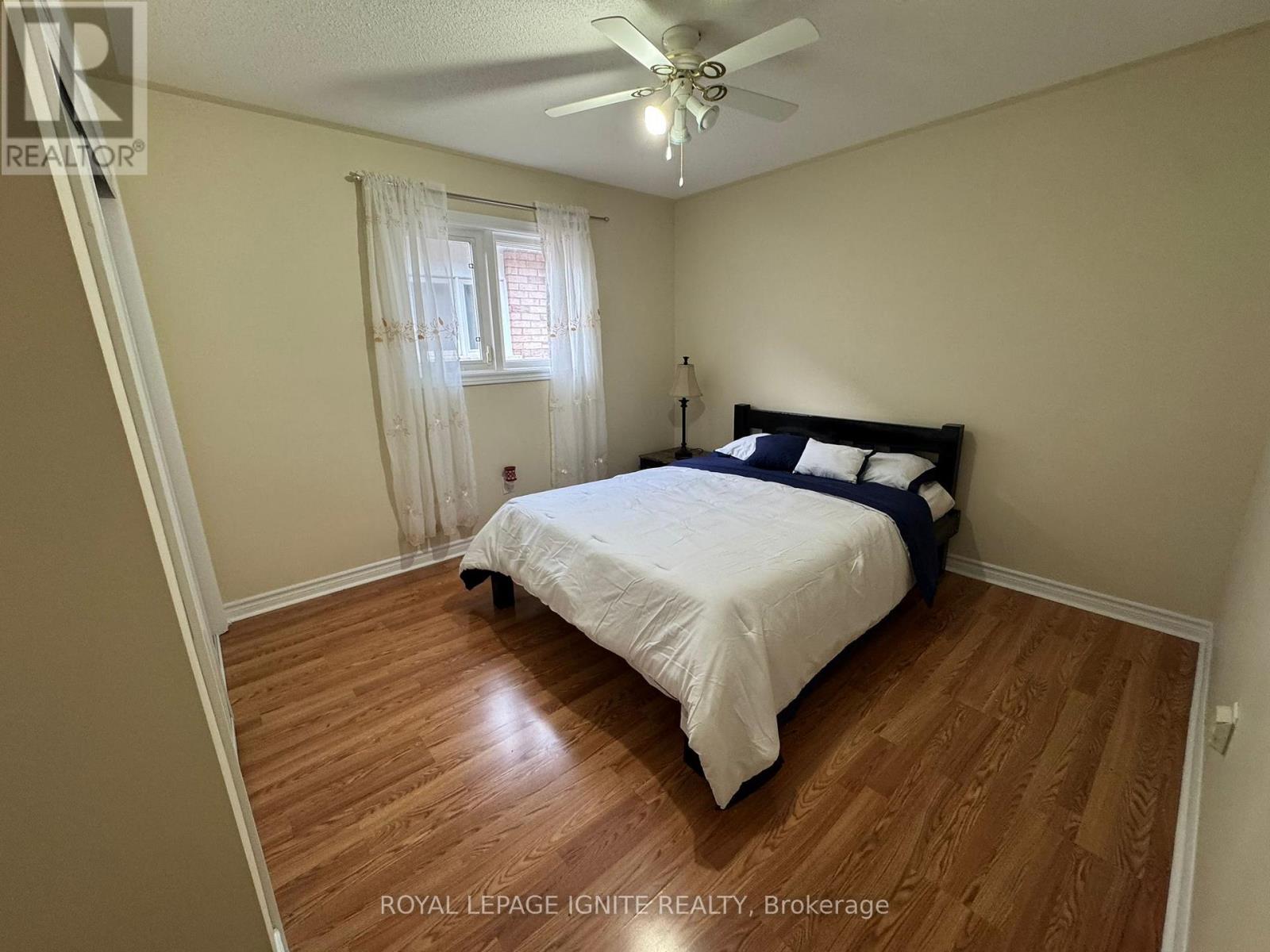 90 SIR JACOBS CRESCENT - 24