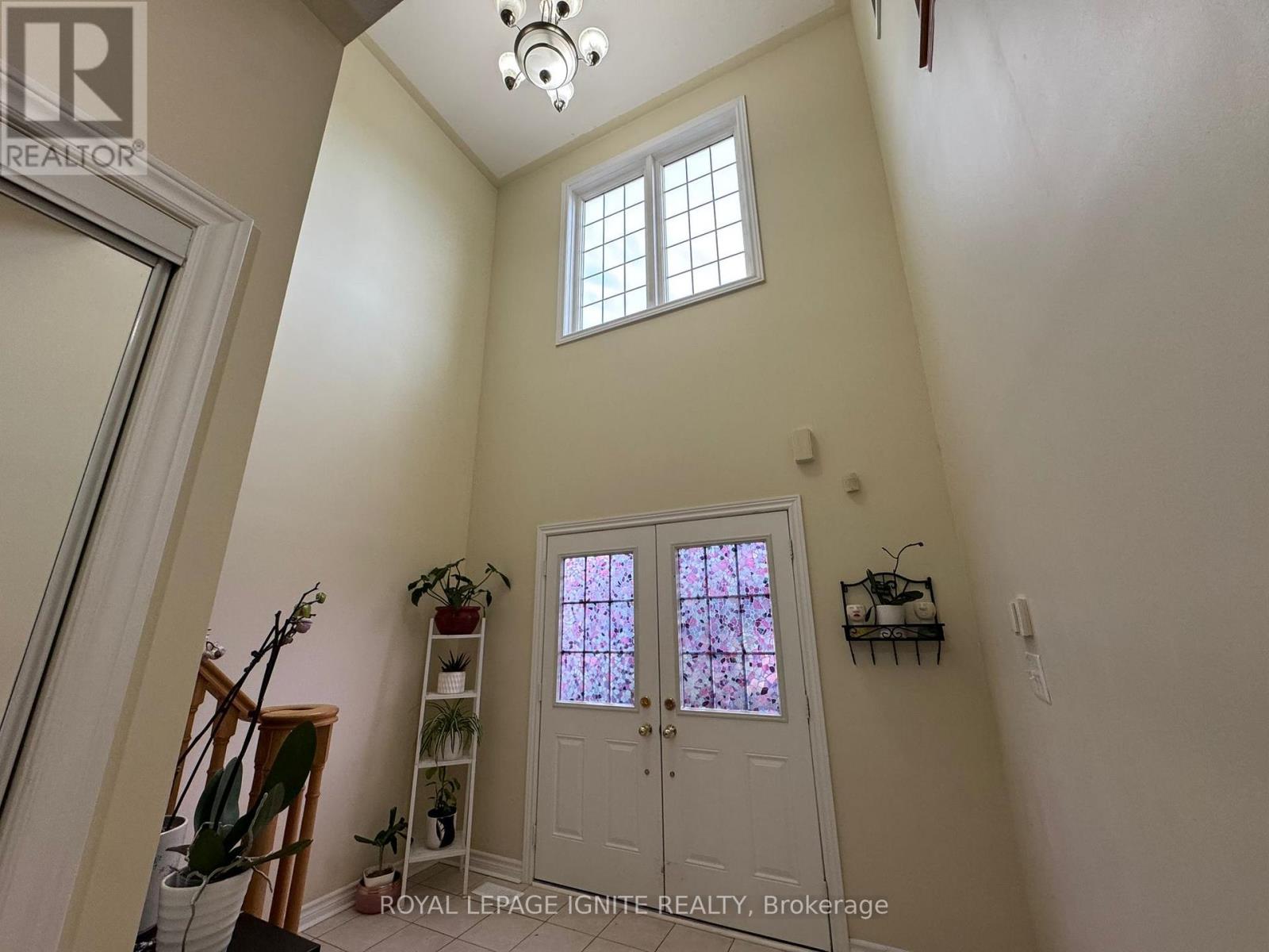 90 SIR JACOBS CRESCENT - 3