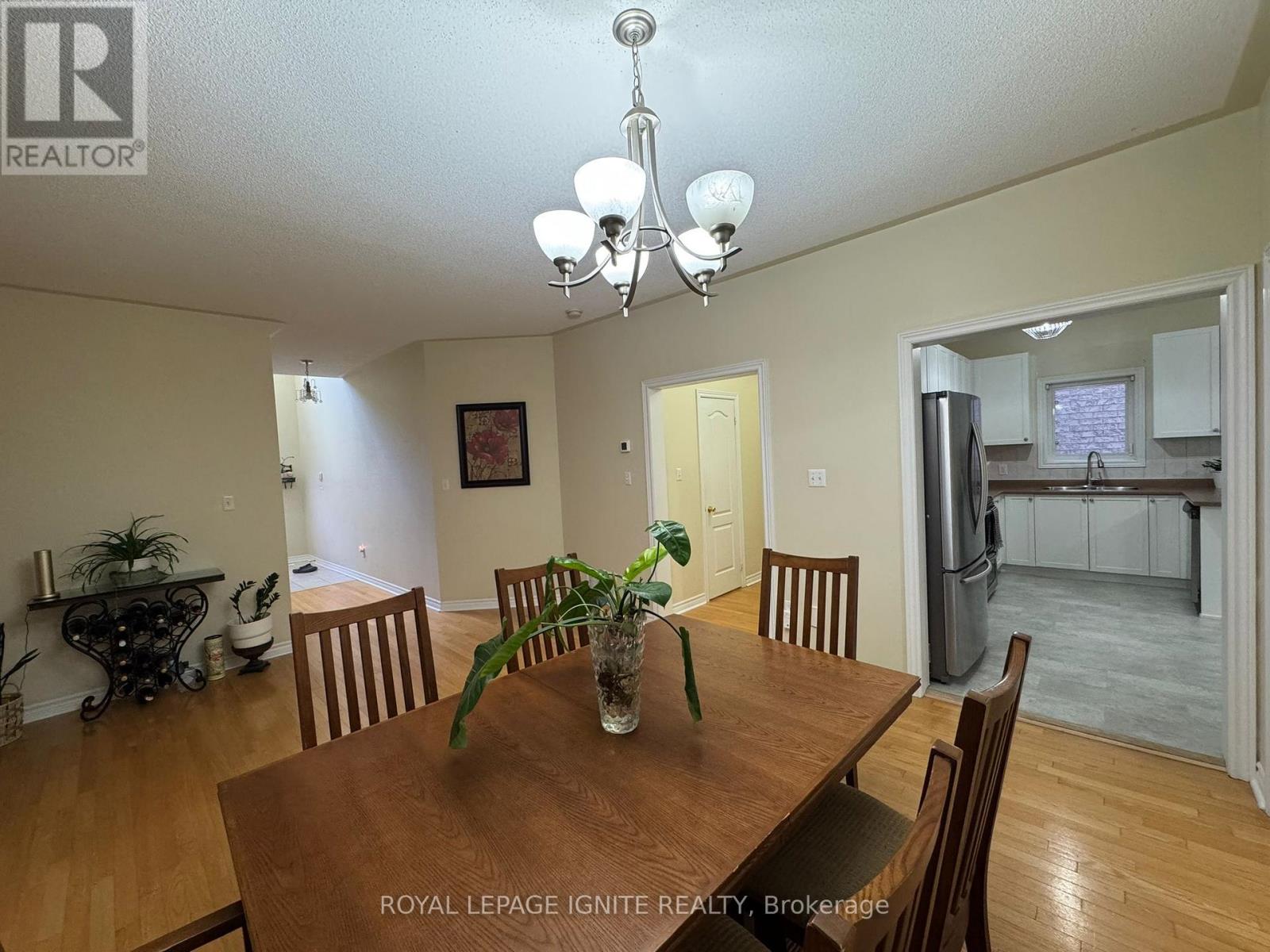 90 SIR JACOBS CRESCENT - 40