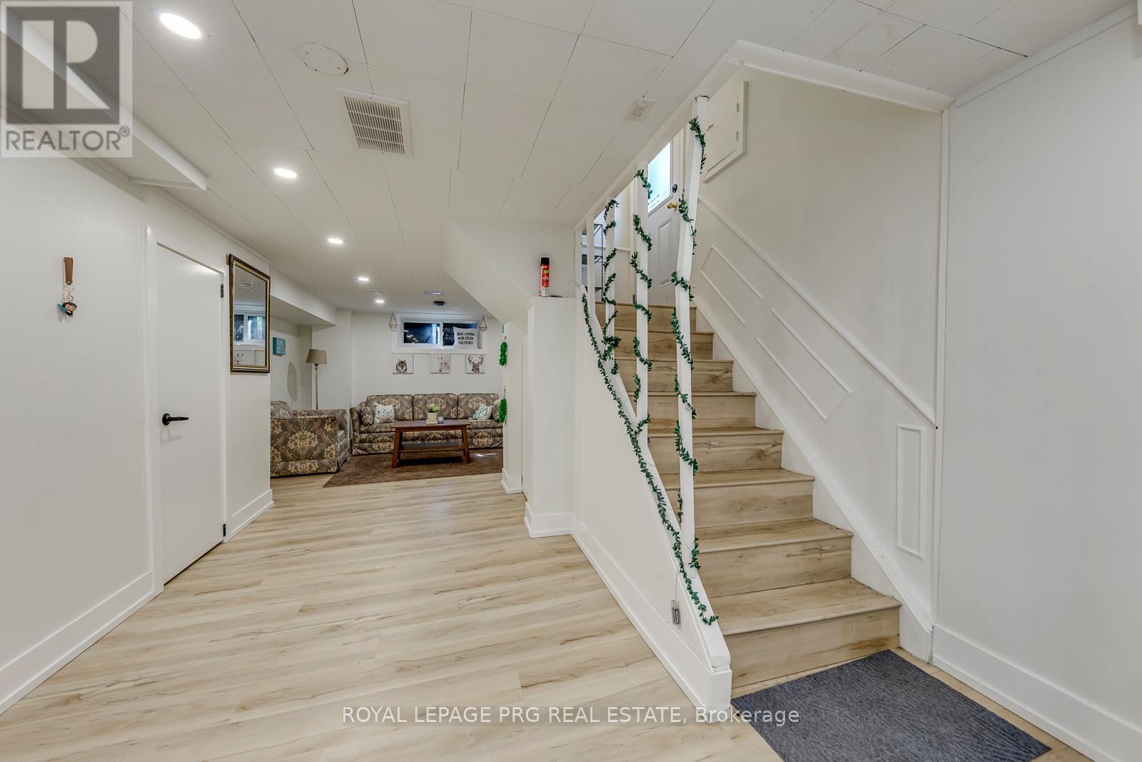 598 WILDWOOD DRIVE - 30