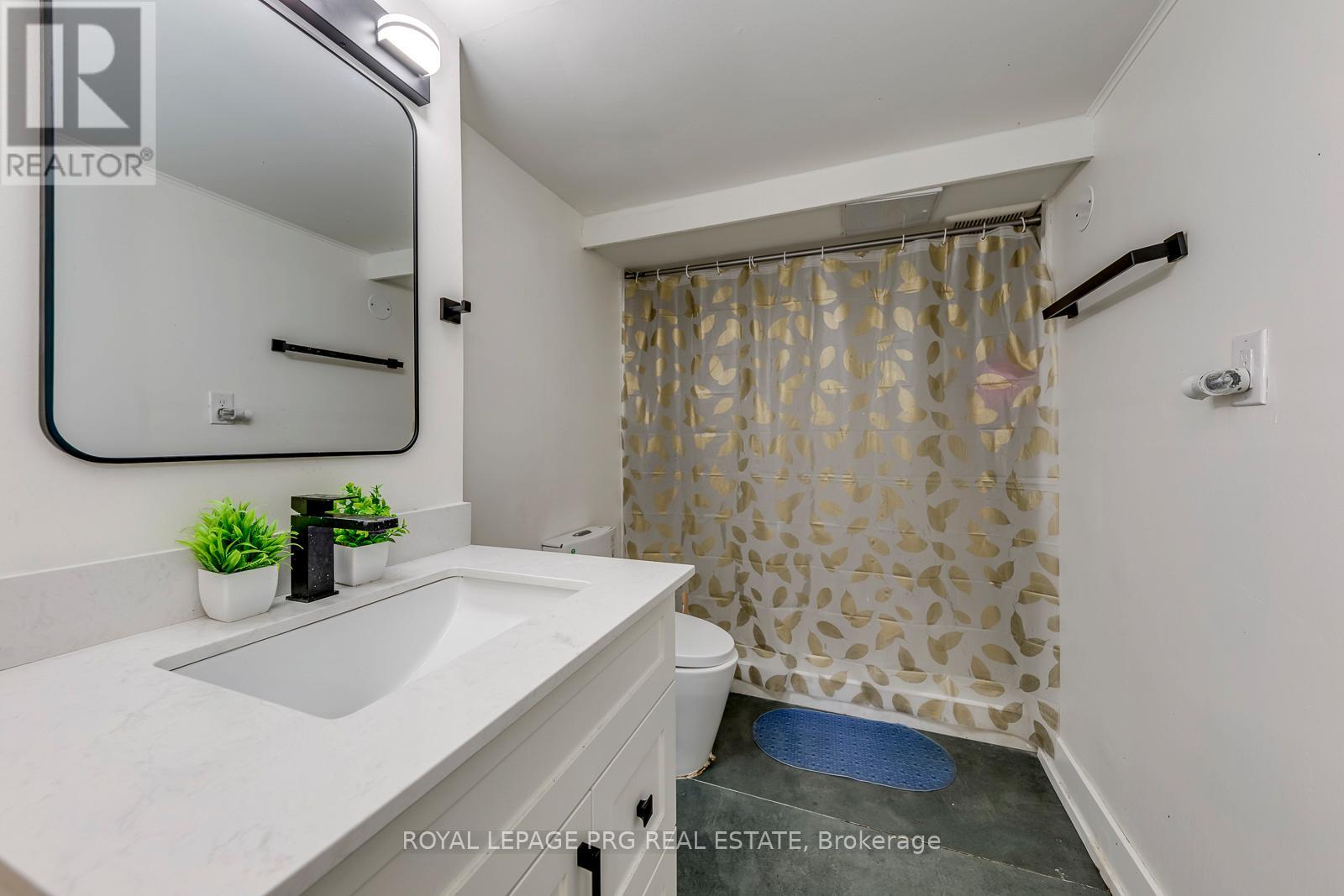 598 WILDWOOD DRIVE - 39