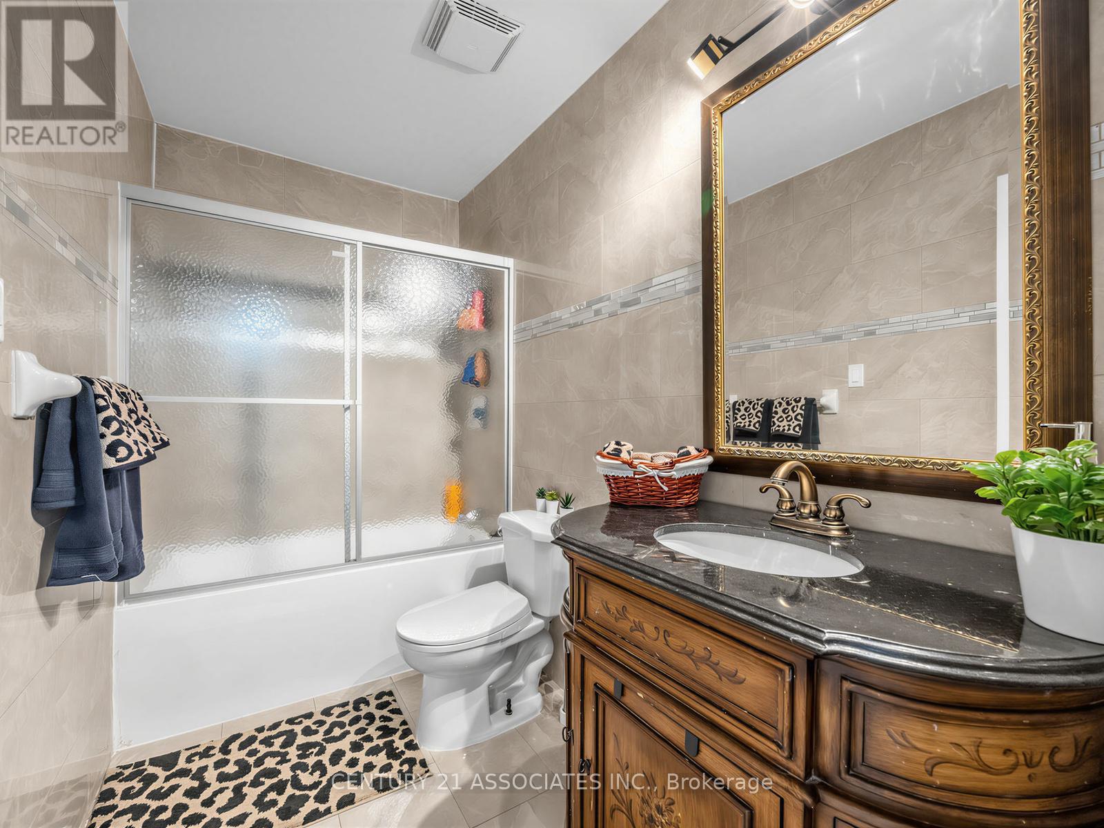 #12 6240 MONTEVIDEO ROAD - 25
