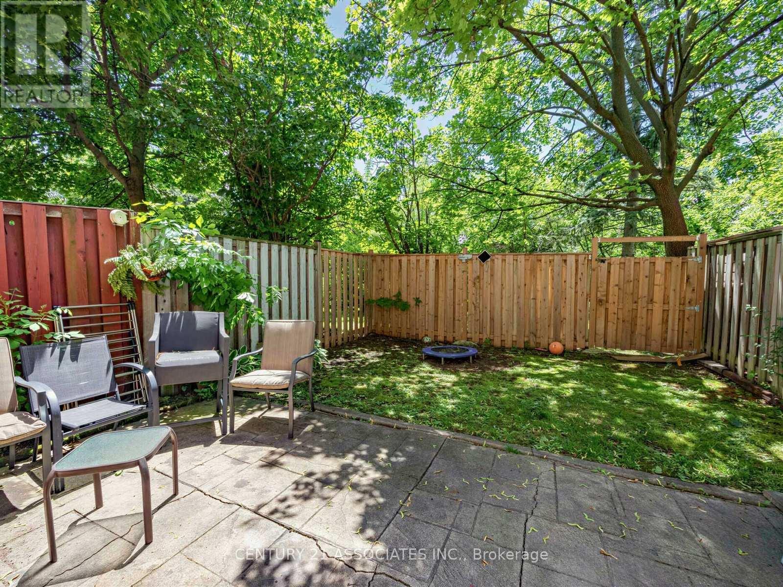 #12 6240 MONTEVIDEO ROAD - 29