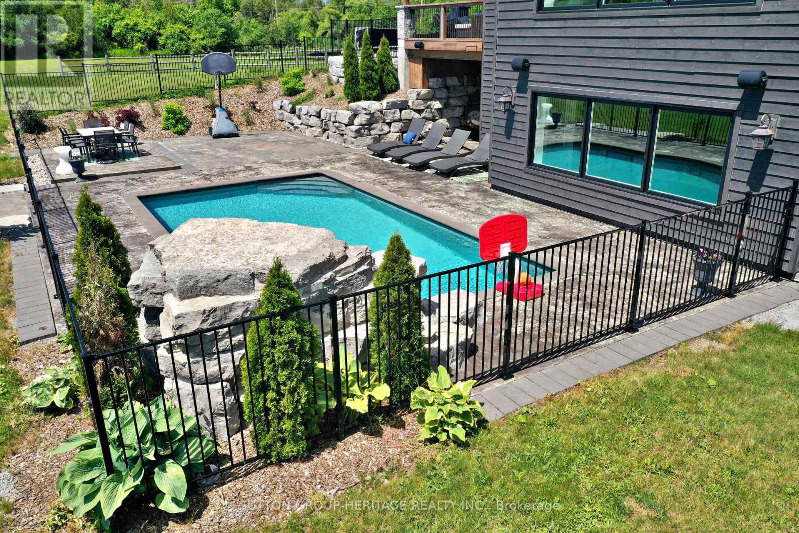 1766 CONCESSION 13 ROAD - 12