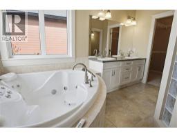 Den - 1708 Ironwood Drive, Kamloops, BC V2H0A6 Photo 13