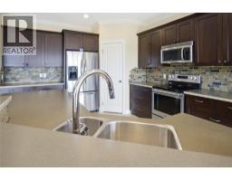 4pc Bathroom - 1708 Ironwood Drive, Kamloops, BC V2H0A6 Photo 6