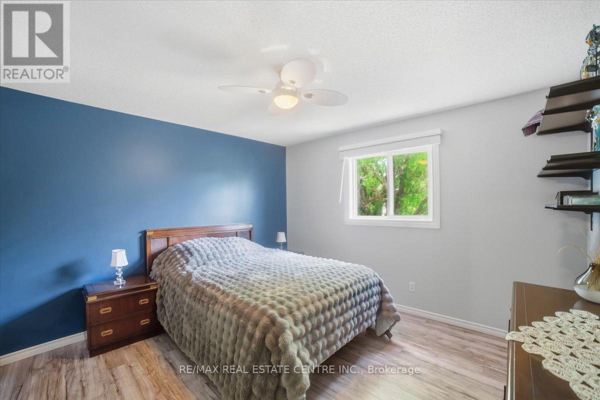4804 JOHN STREET - 19