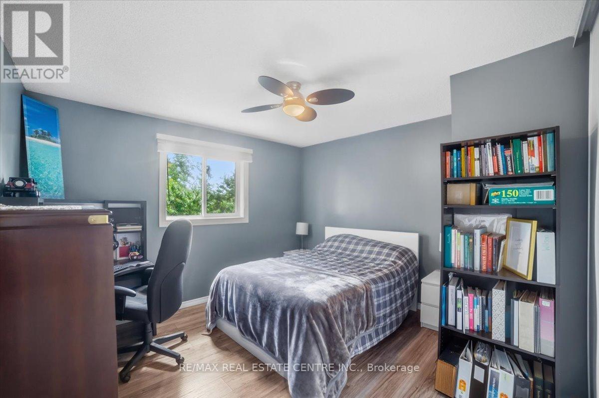4804 JOHN STREET - 21
