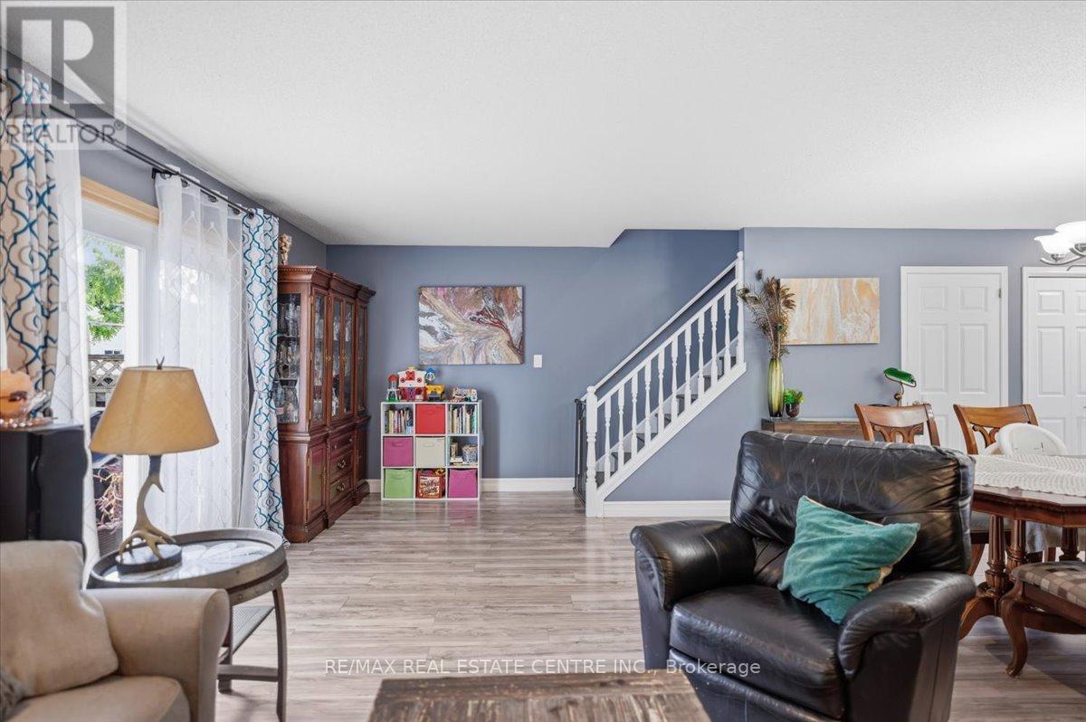 4804 JOHN STREET - 8