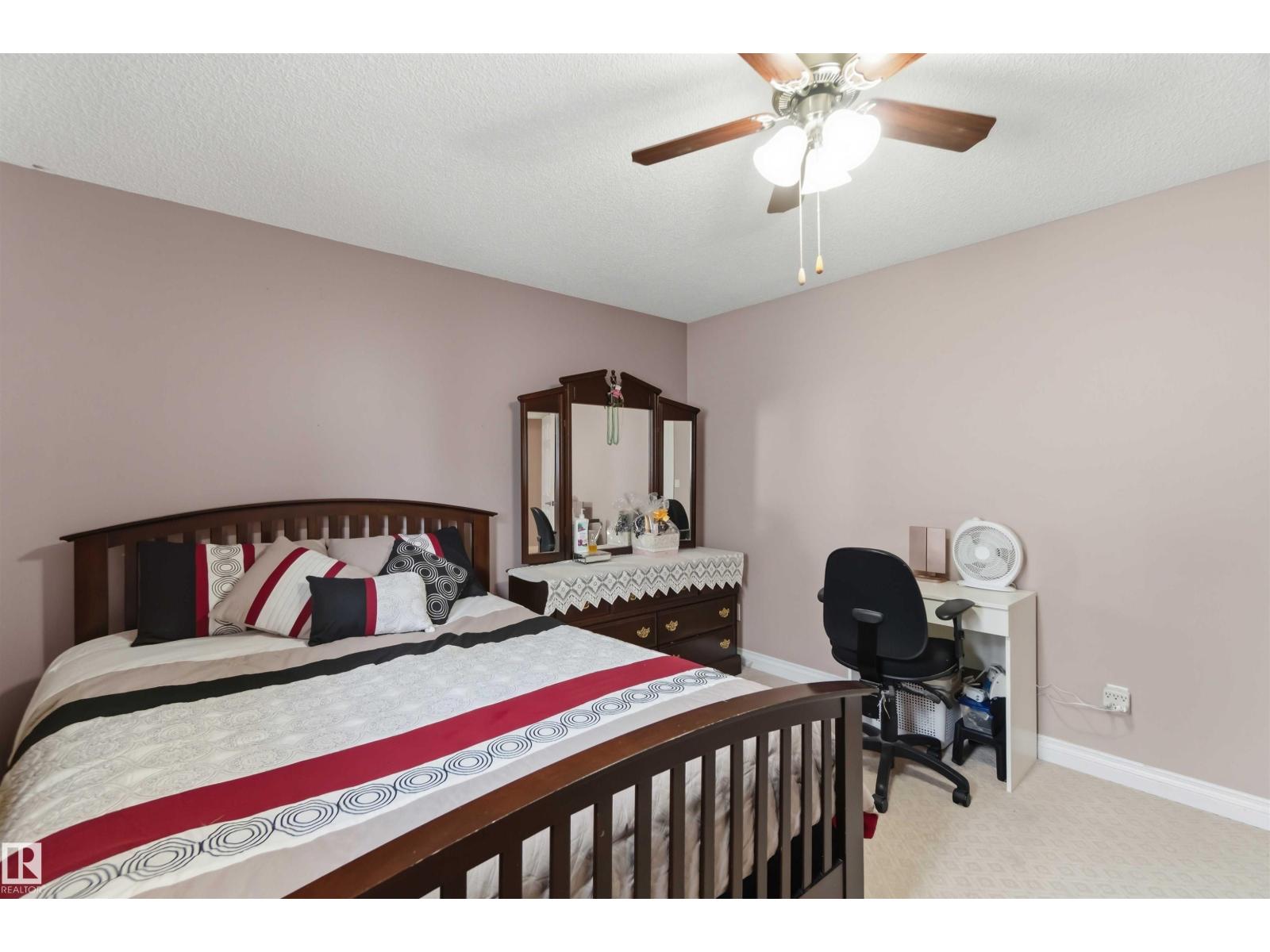 4428 11A AV NW - 28