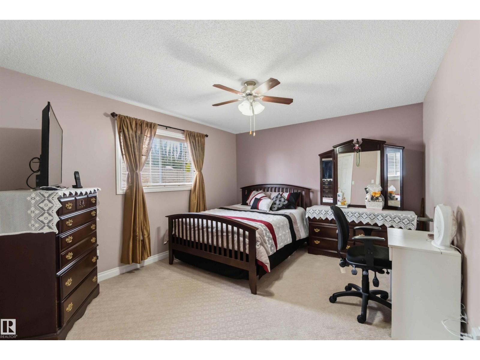 4428 11A AV NW - 33