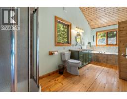 3866 Rock Island Road, Nakusp, BC V0G1R1 Photo 44
