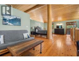 3866 Rock Island Road, Nakusp, BC V0G1R1 Photo 45