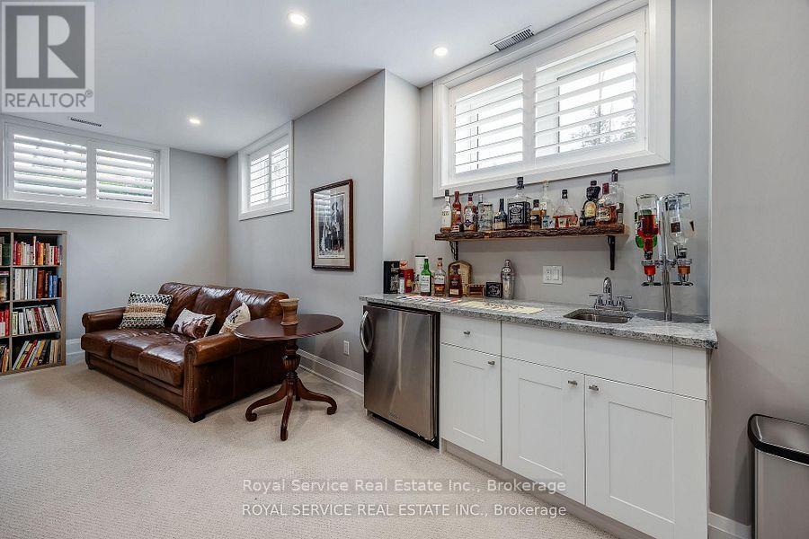 28 RUSTLEWOOD AVENUE - 35